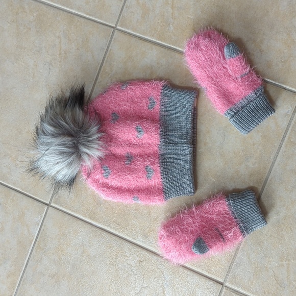 NWT Hatley hats & mittens - Picture 2 of 5